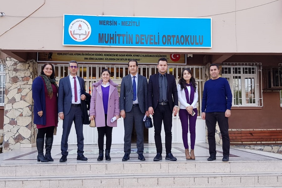 Mersin'de Gençlerimize Yönelik Bilgilendirme Çalışmalarımız Sürüyor