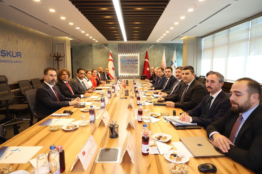 KKTC Çalışma ve Sosyal Güvenlik Bakanı Gardiyanoğlu İŞKUR’u Ziyaret Etti