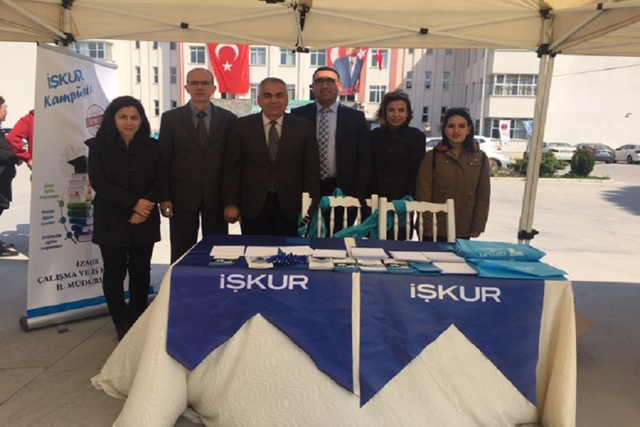İzmir Fen Lisesi Kariyer Günü Etkinliğine Katıldık