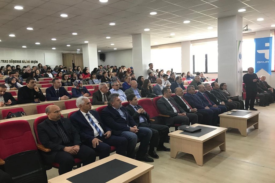 Ünye'de Kariyer ve İstihdam Fuarı Etkinliği Gerçekleştirdik