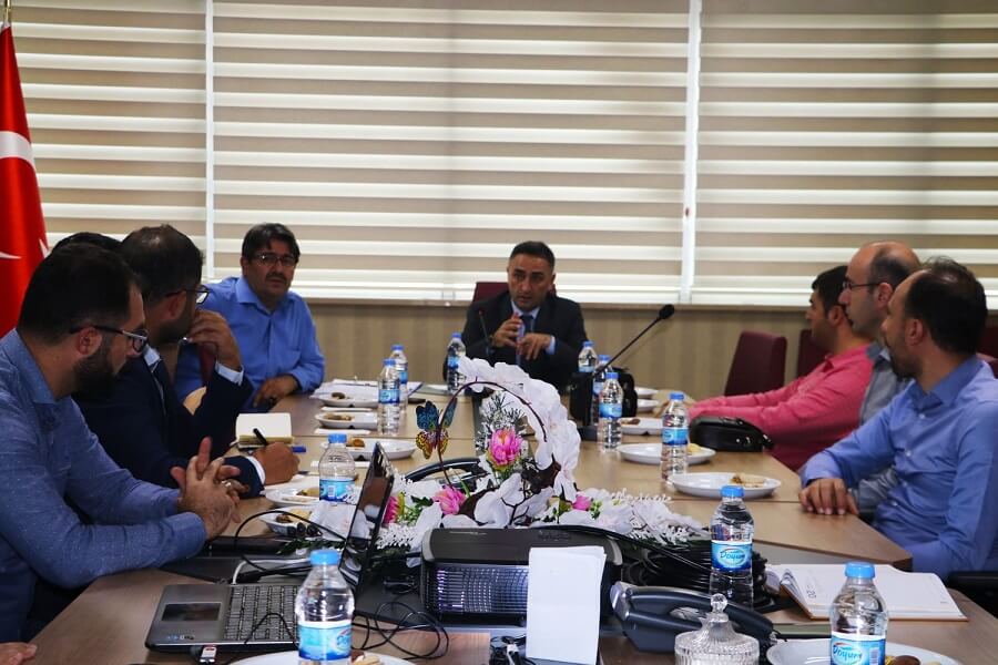 Erzurum'da “Dijital Ekonomi-Geleceğin Meslekleri Komisyonu” Toplantı Yaptı
