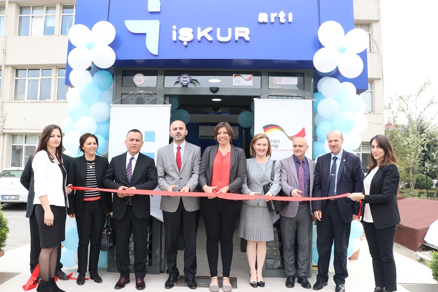 Marmara Üniversitesinde Artı Hizmet Noktamız Açıldı