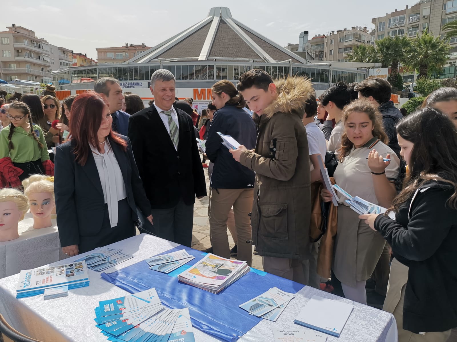 İzmir Karabağlar’da “Mesleğimle Tanışıyorum” Etkinliğine Katıldık