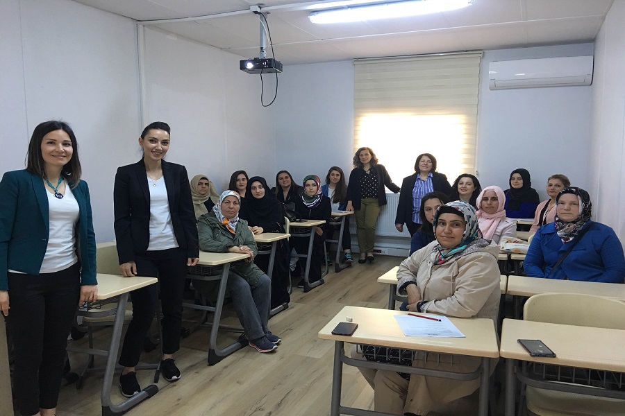 Kadıköy Hizmet Merkezimiz Kadın İstihdamına Yönelik Sunum Gerçekleştirdi